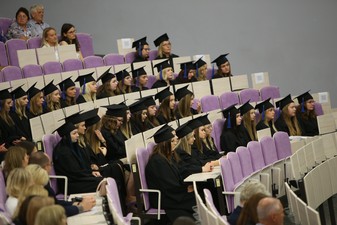 Kolejni Studenci otrzymali absolutoria