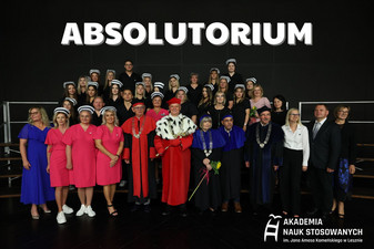 Ostatnie tegoroczne absolutorium