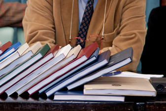 Jak wygląda obrona licencjatu? Jak przygotować się na obronę?